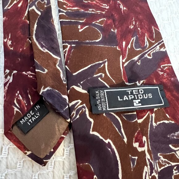Ted Lapidus 100% Silk Tie Italy Timeless Elegance for the Discerning Gentleman - Picture 3 of 5